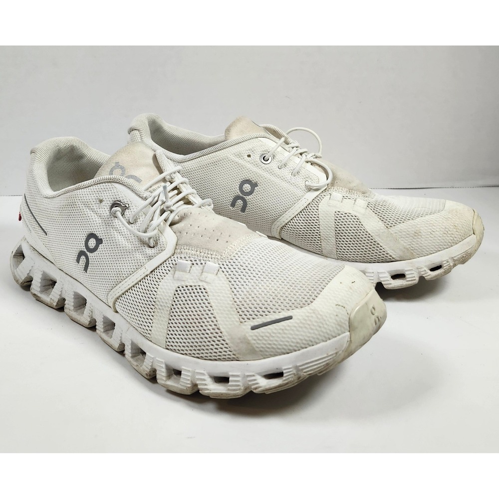 On Cloud Cloudswift Womens 10.5 Running Shoes White 59.98373 Low Top Sneakers
